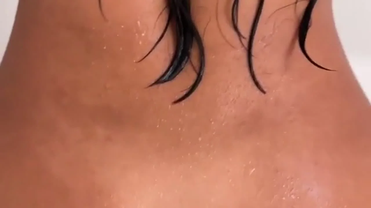 Autumn Falls Squirting Shower Fuck Video Leaked