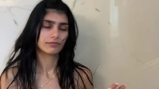 Mia Khalifa 20min Bare Titty Video Leaked