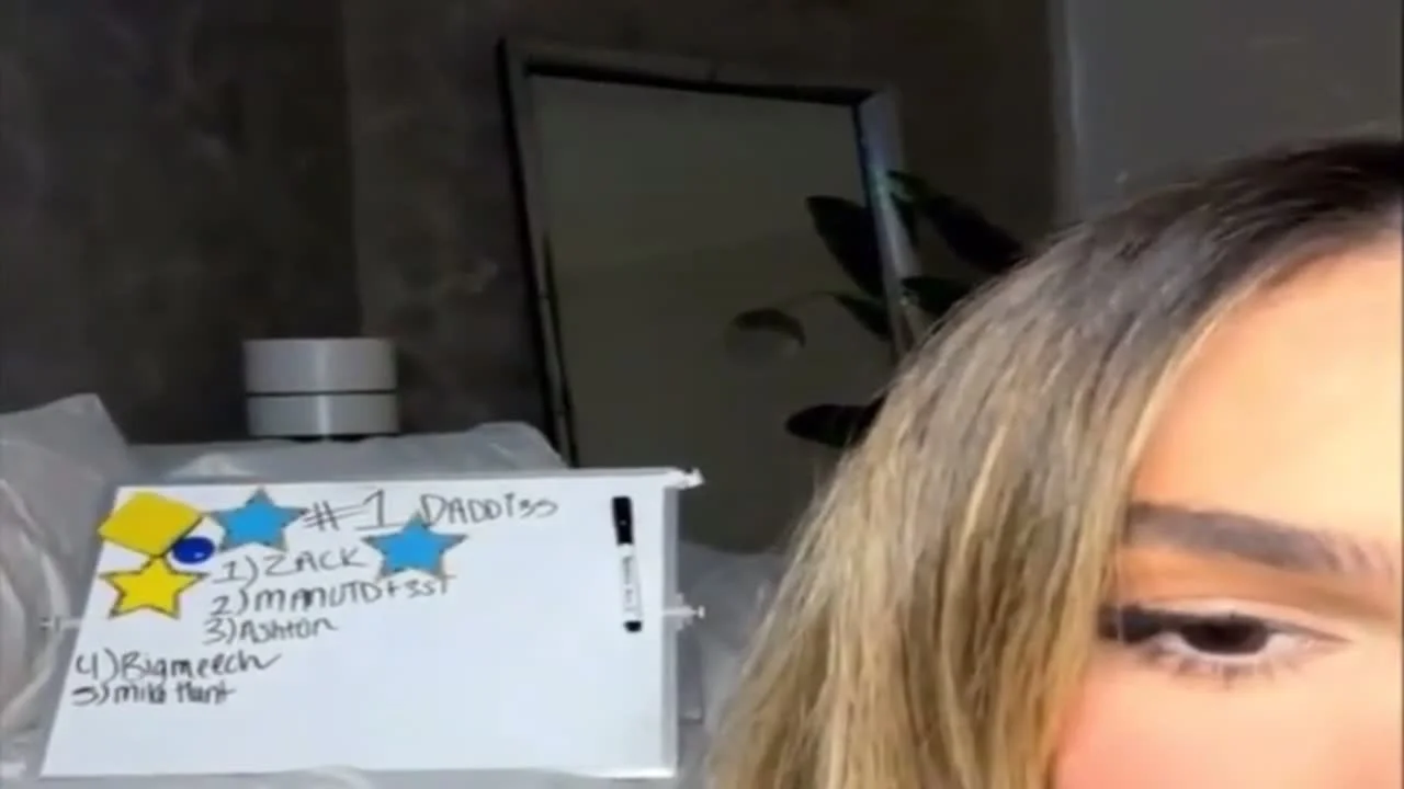 Lyna Perez Hot Live Stream Video Leaked