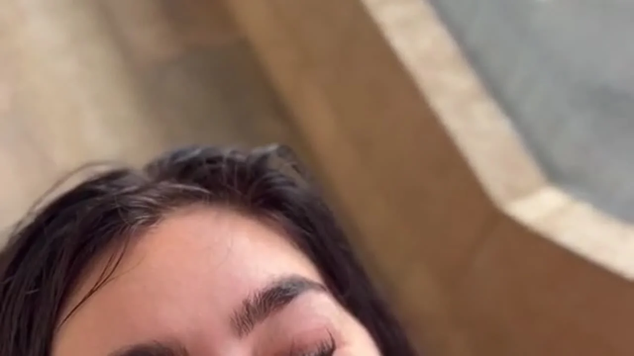 Emily Rinaudo Nude Shower Sextape Video Leaked